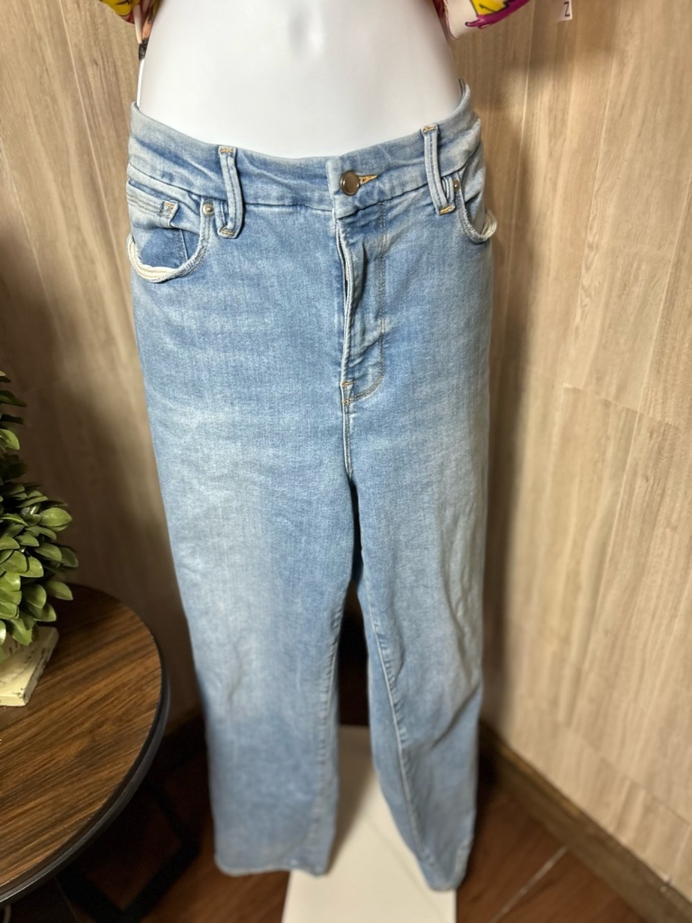 Good American Light Wash High-Rise Straight Ankle Cropped Leg Jeans
